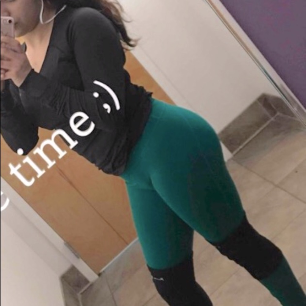 Fabletics High Waisted Leggings